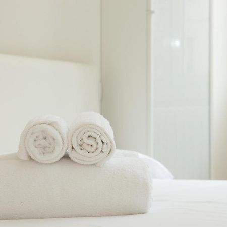 Klimt Central Station - Two Room Apartment ميلان المظهر الخارجي الصورة
