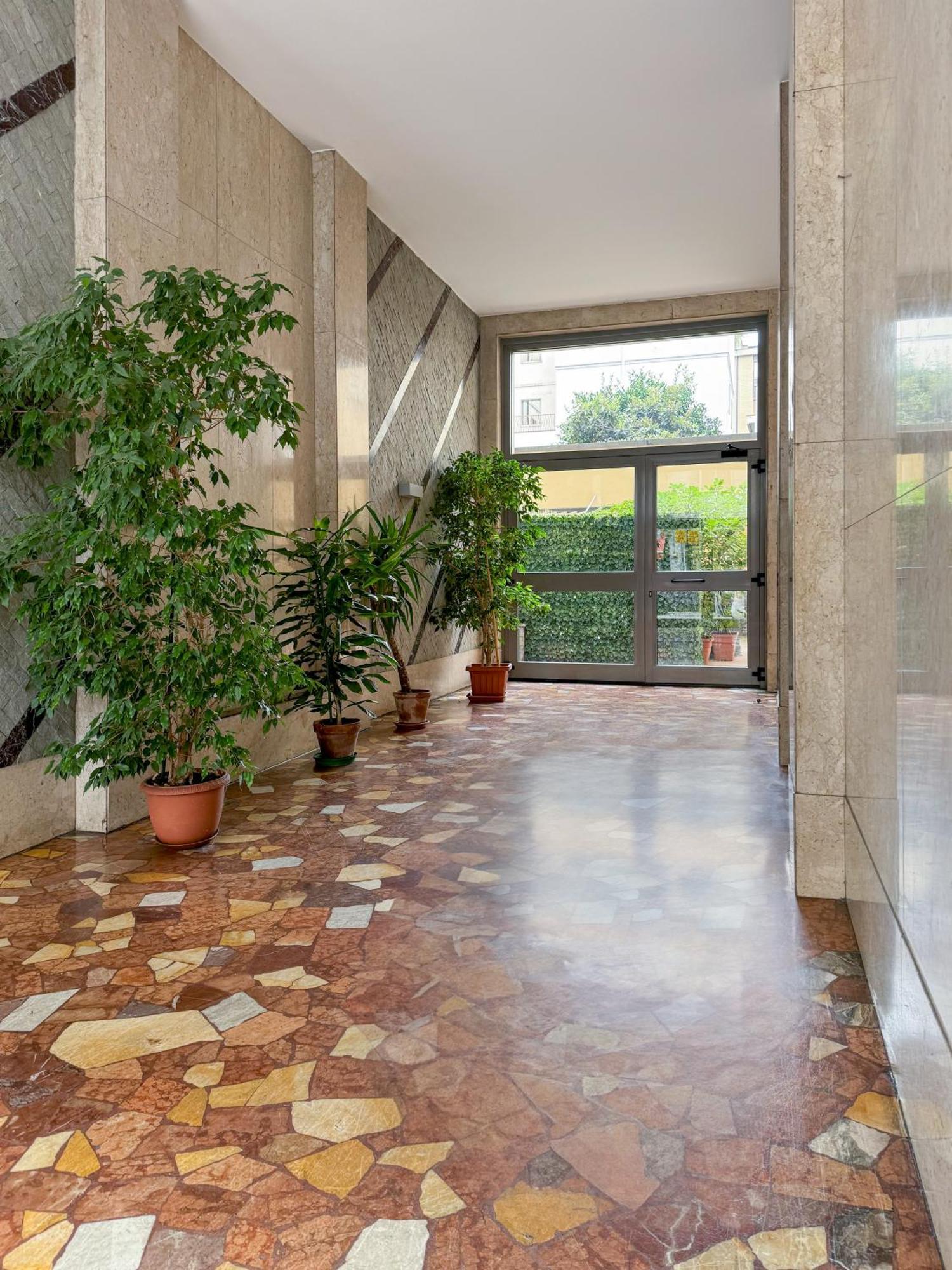 Klimt Central Station - Two Room Apartment ميلان المظهر الخارجي الصورة