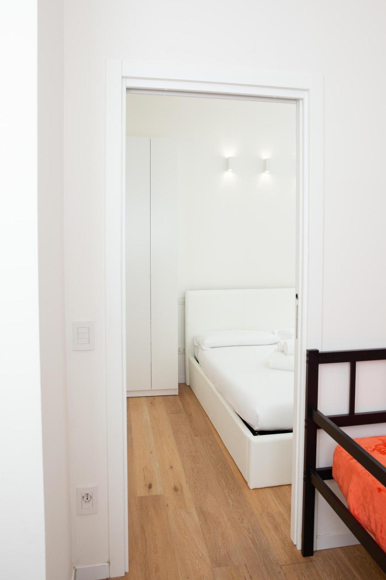 Klimt Central Station - Two Room Apartment ميلان المظهر الخارجي الصورة